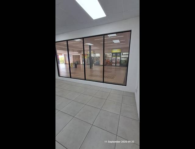 RETAIL PROPERTY TO RENT IN WOODLANDS